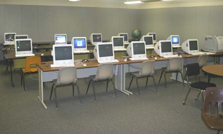 K-3 E-Mac Lab