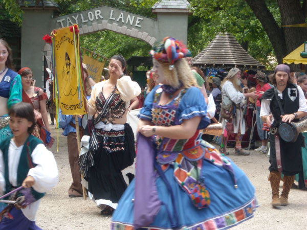 Parade 3
