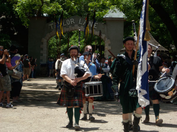Parade 7